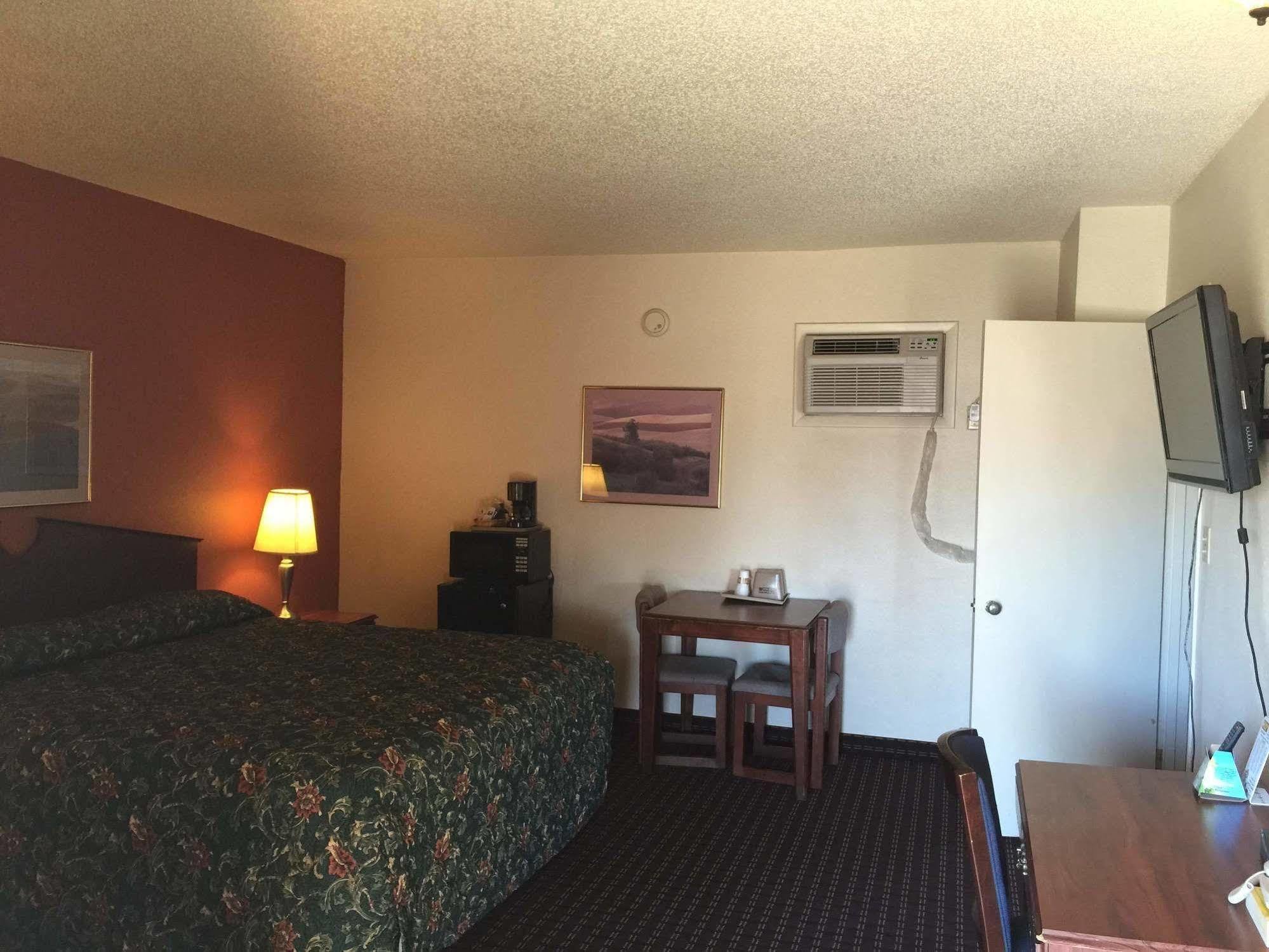 Budget Inn Lafonda Motel Либерал Экстерьер фото